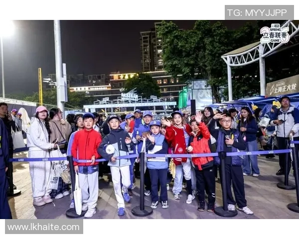 我国棒球城市联赛球员海选活动在京举行 我国棒球城市联赛球员海选活动在京举行